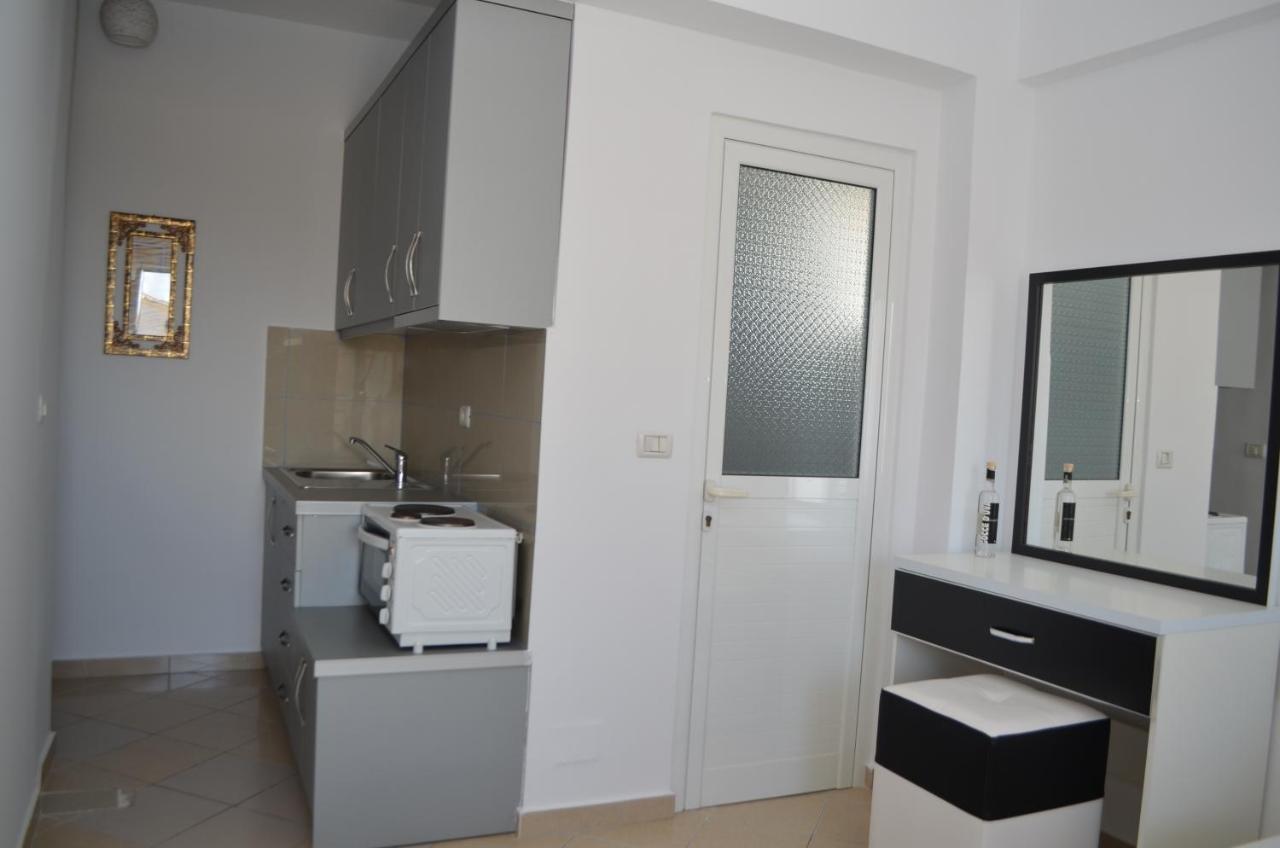 Noah Apartaments Sarandë Exterior foto