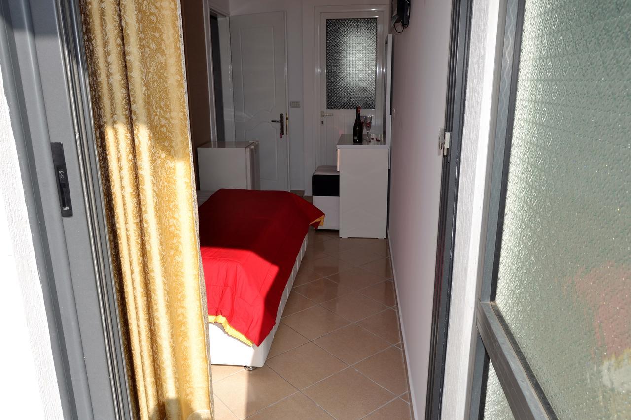 Noah Apartaments Sarandë Exterior foto